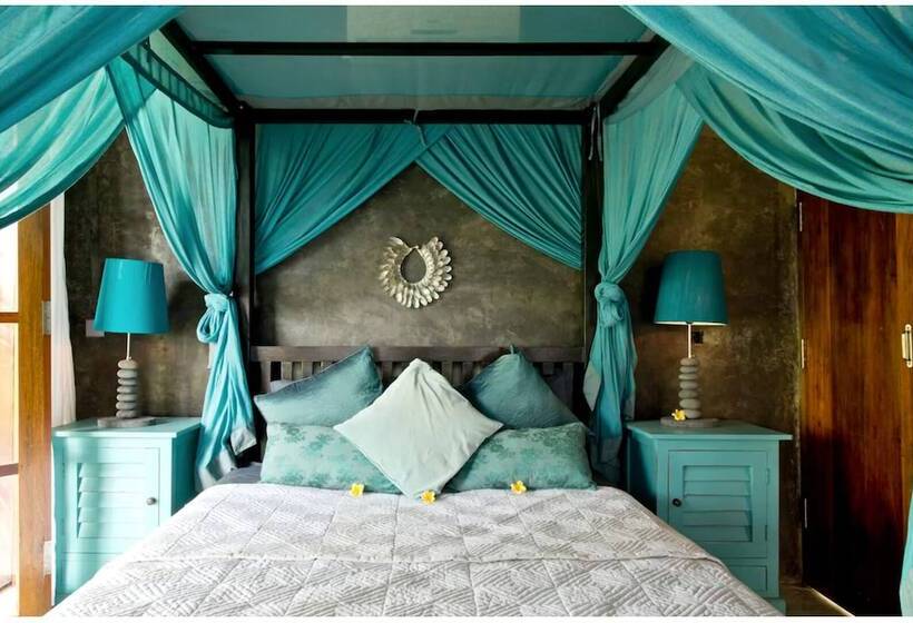 Отель Firefly Eco Lodge