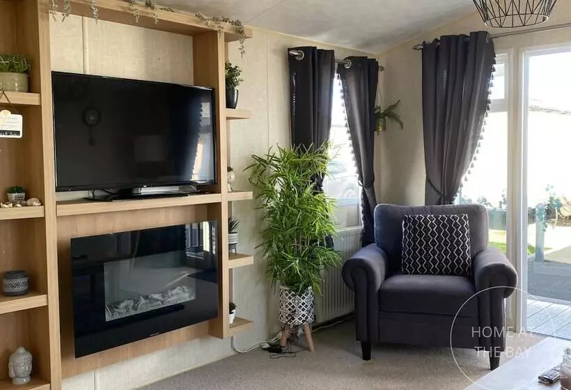 هتل Modern Caravan At Lyons Robinhood