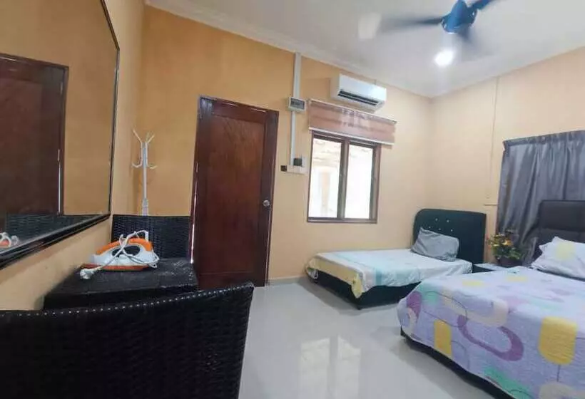 Hotelli Sharhan Residence By Oyo