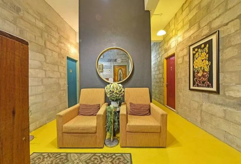 ホテル Sky Garden Inn By Oyo