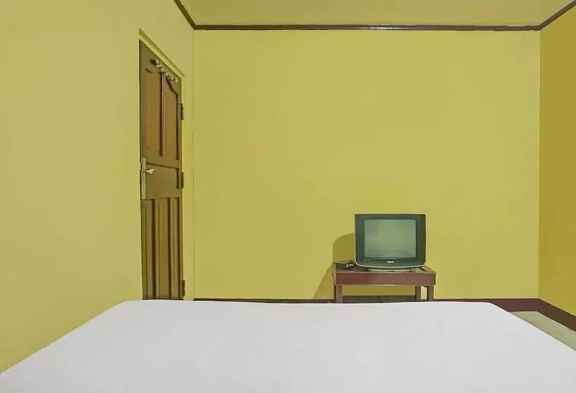 ホテル Spot On 92466 Adam Kost Syariahnearwisata Jembatan Barito