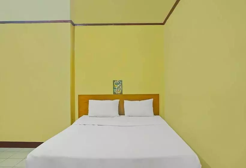 ホテル Spot On 92466 Adam Kost Syariahnearwisata Jembatan Barito