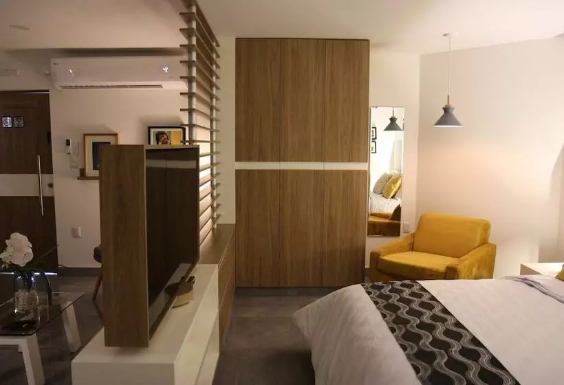 هتل The Lu Um House