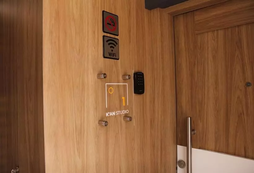 هتل The Lu Um House