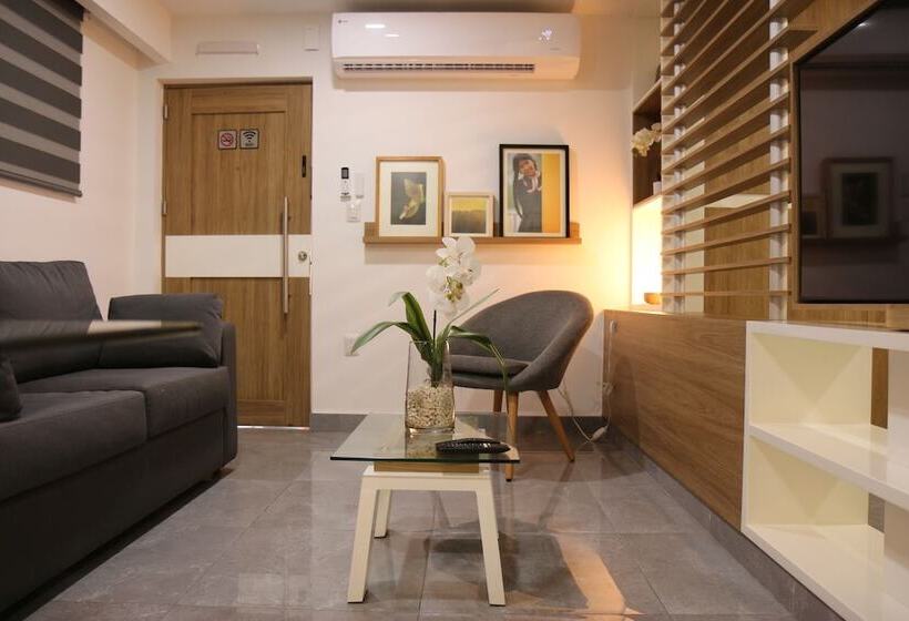 ホテル The Lu Um House