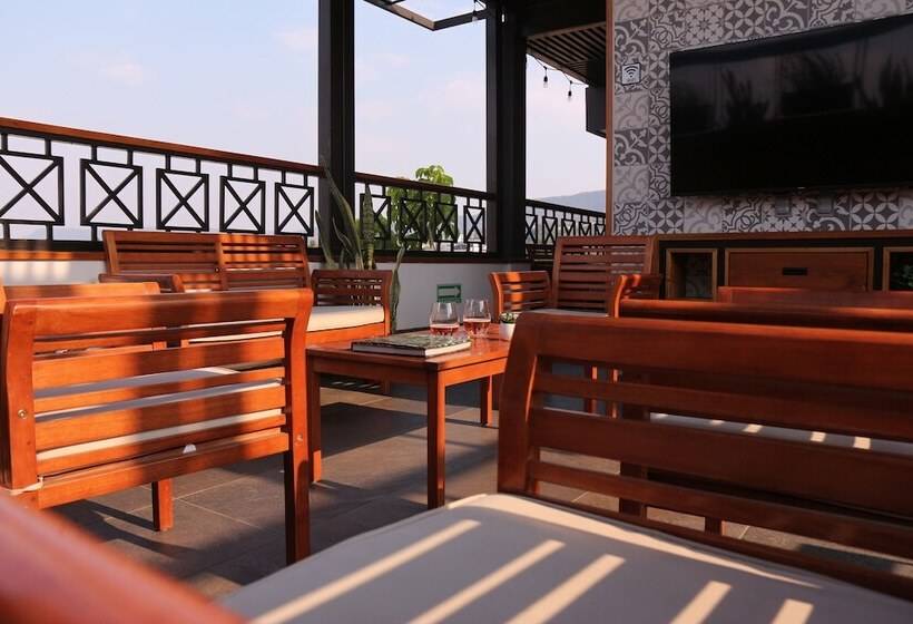 ホテル The Lu Um House