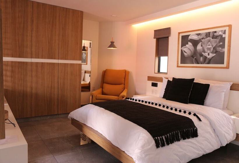 ホテル The Lu Um House