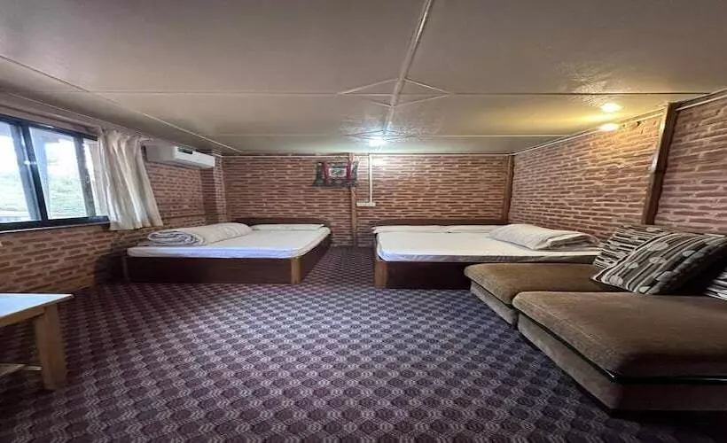 Merostay 031 Hotel Green Land