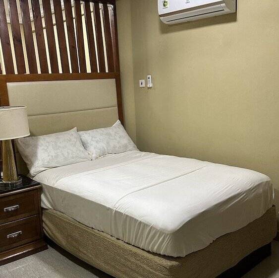 بنسيون Achie Suites