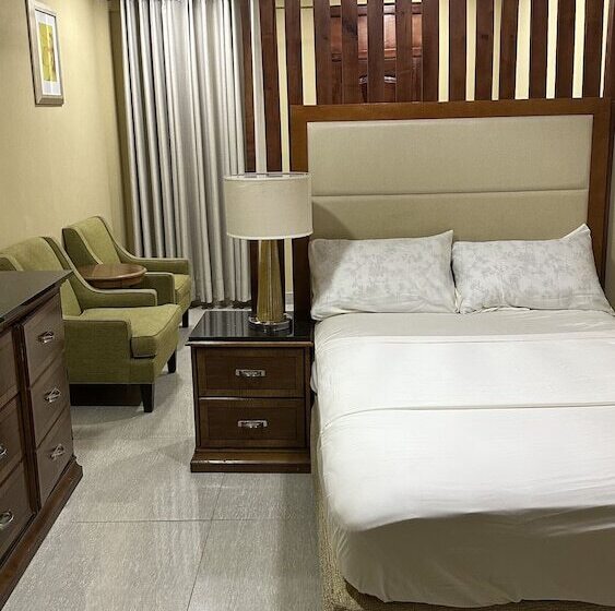 بنسيون Achie Suites