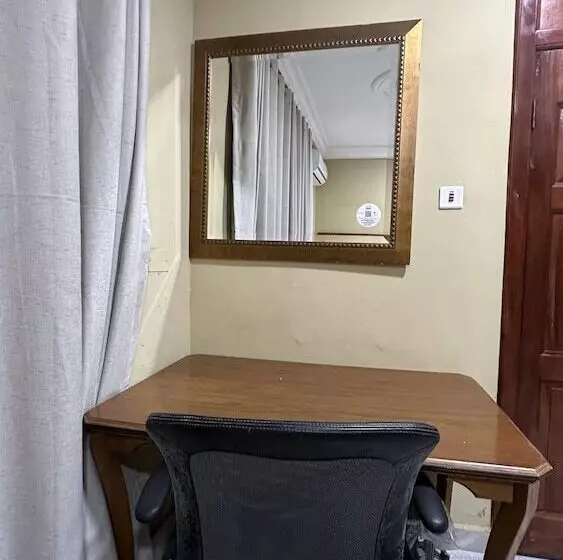 Majatalo Achie Suites