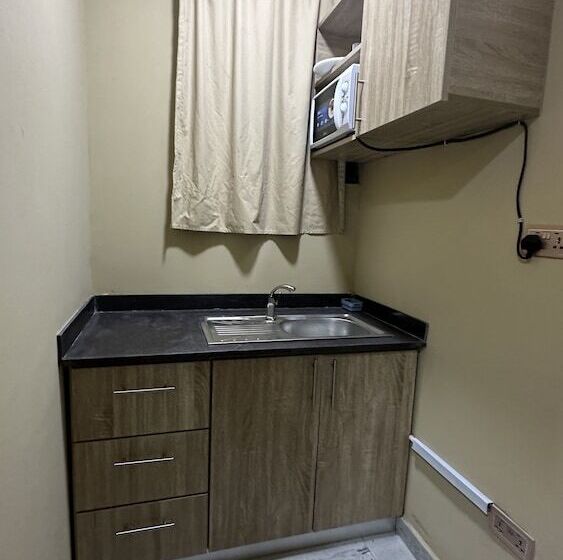 بنسيون Achie Suites