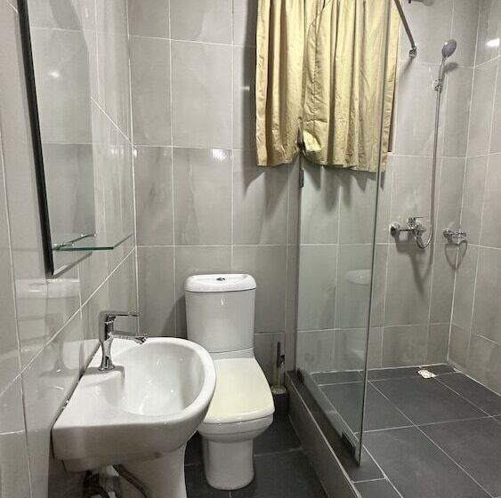 بنسيون Achie Suites