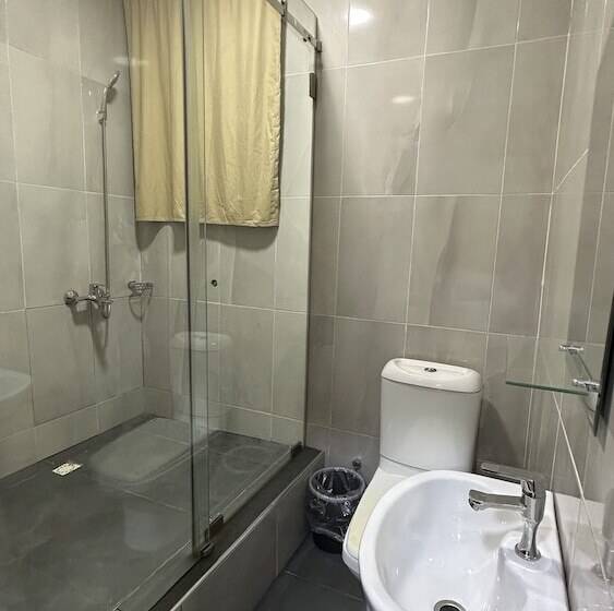 بنسيون Achie Suites