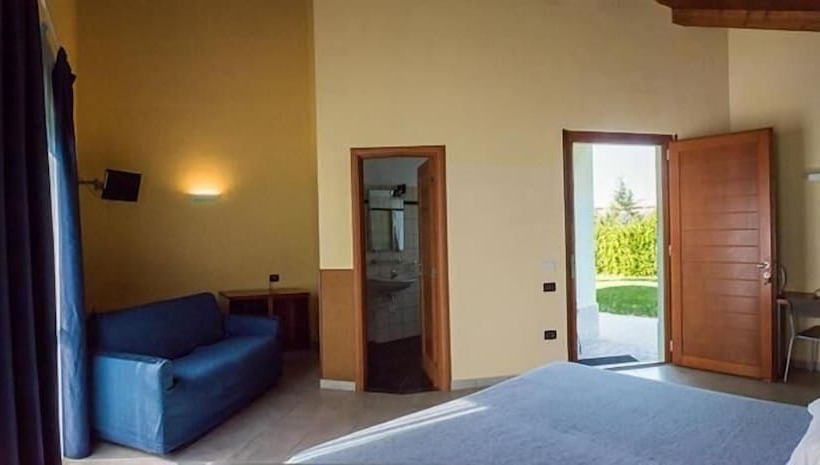 بنسيون Room In Guest Room Alba Village Hotel Room Twin Beds