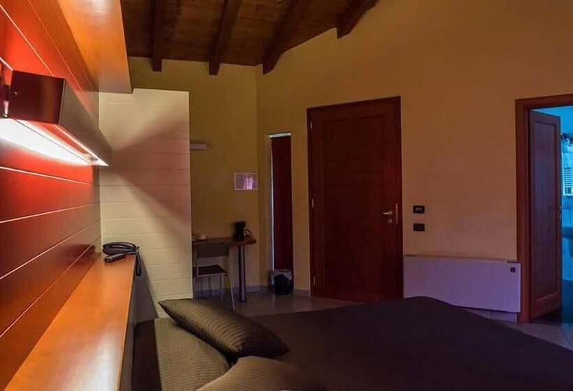 بنسيون Room In Guest Room Alba Village Hotel Room Twin Beds