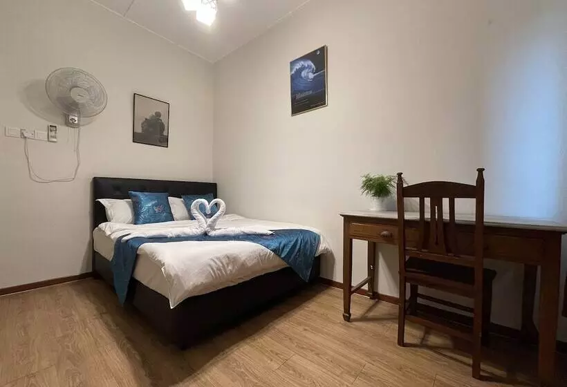 پانسیون Baba & Charlie Homestay