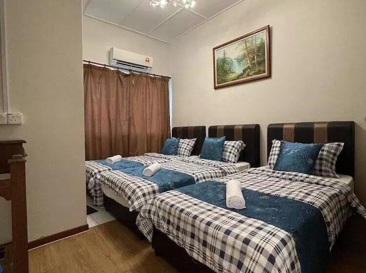 پانسیون Baba & Charlie Homestay