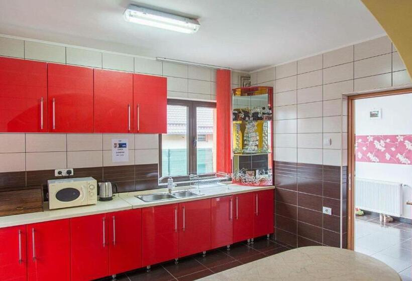 פנסיון Casa Dixi