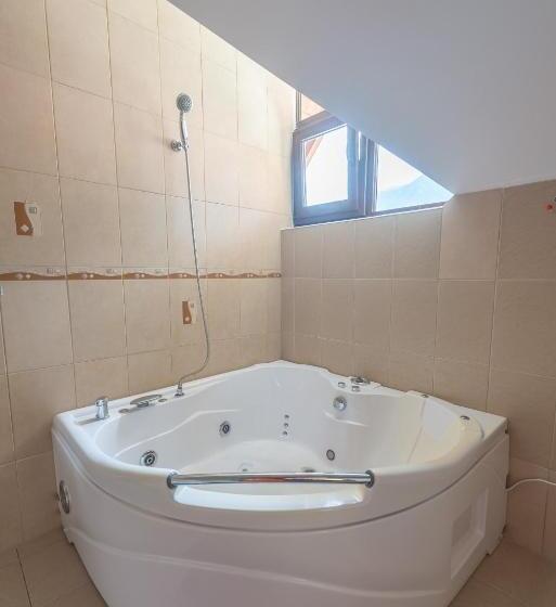 פנסיון Casa Dixi