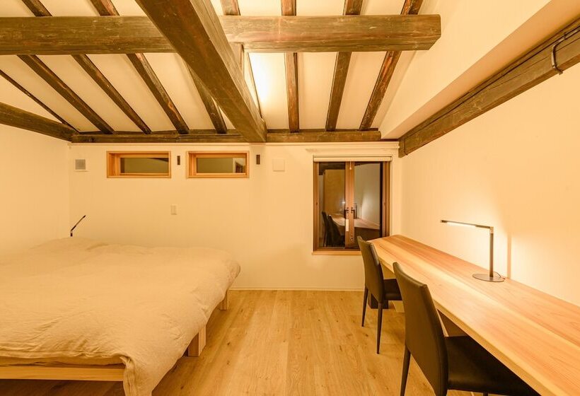 بنسيون Denpaku Komatsu