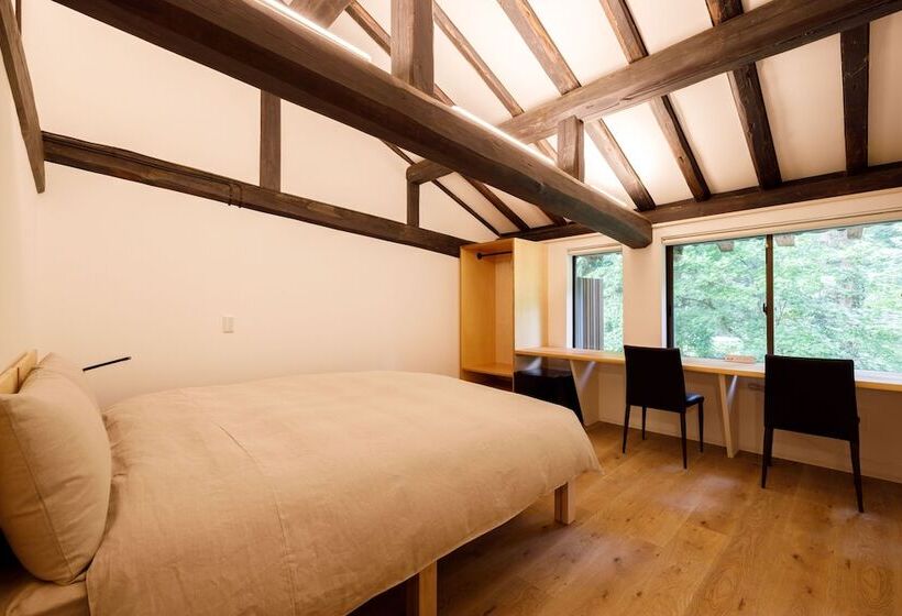 بنسيون Denpaku Komatsu