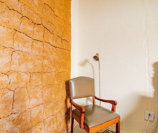 پانسیون Ferraria Guest House