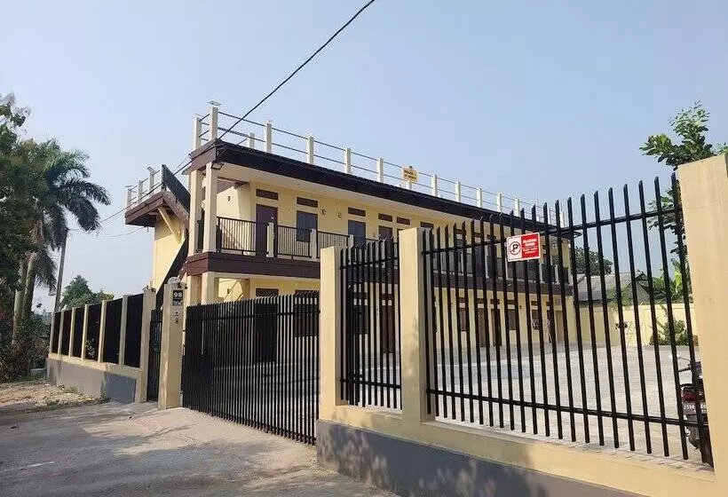 Majatalo Rirera Guest House Bogor