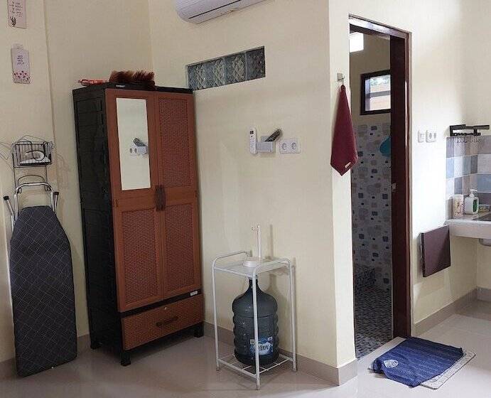 Pension Rirera Guest House Bogor