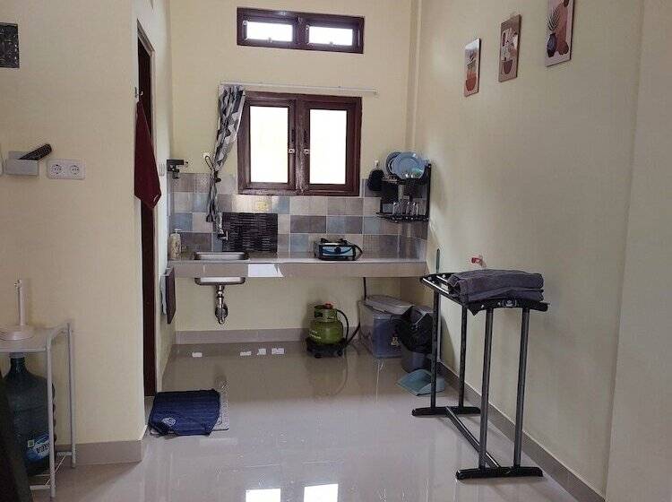 Pension Rirera Guest House Bogor