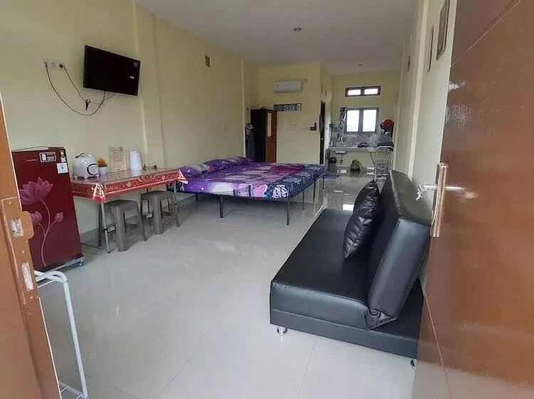 Majatalo Rirera Guest House Bogor