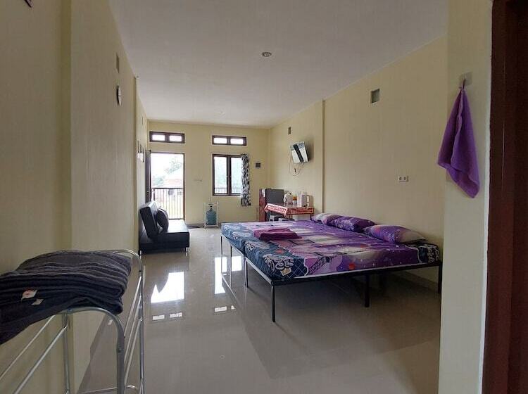 Pension Rirera Guest House Bogor