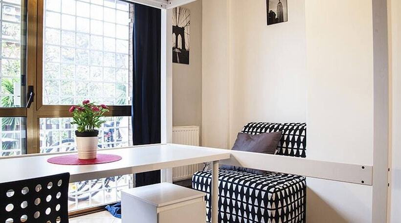 Pensjonat Kamchu Apartments Room With Balcony Anagnina Tor Vergata