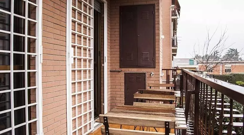 Majatalo Kamchu Apartments Room With Balcony Anagnina Tor Vergata