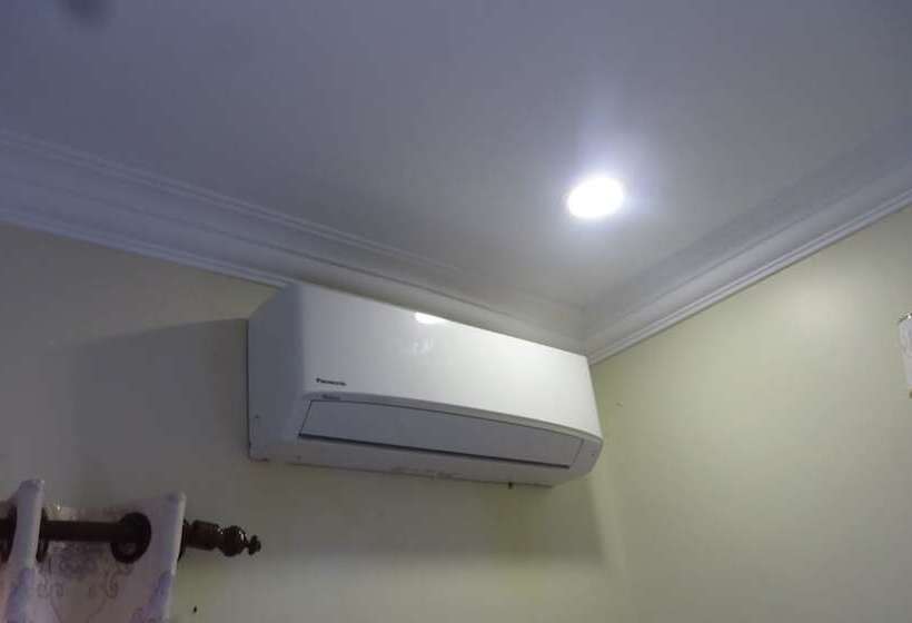 ペンション Kep Guest House