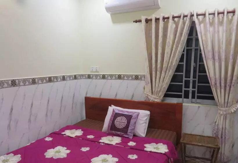 Majatalo Kep Guest House