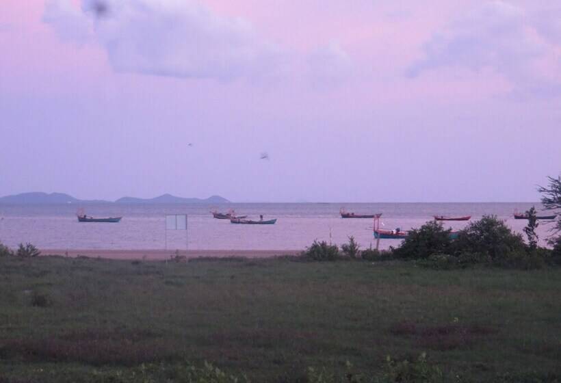 ペンション Kep Guest House