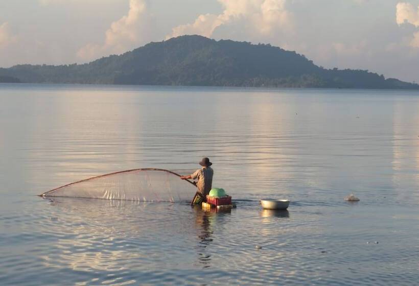 ペンション Kep Guest House