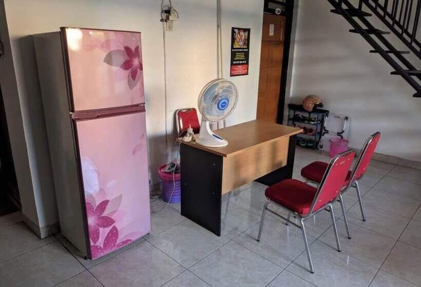 פנסיון Kingkost Nogotirto