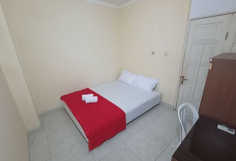 פנסיון Kingkost Nogotirto