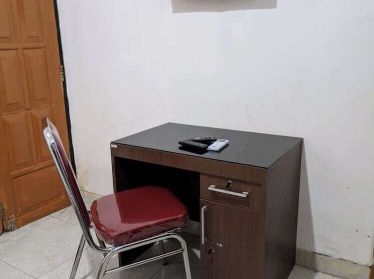 פנסיון Kingkost Nogotirto