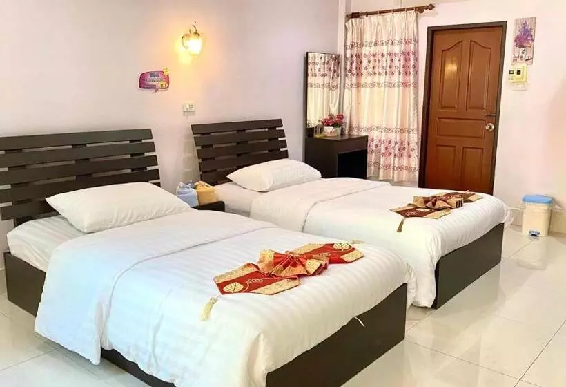 Majatalo Pennaung Resort