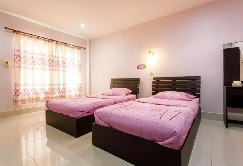 Majatalo Pennaung Resort