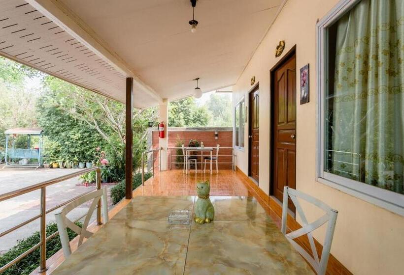 פנסיון Pennaung Resort