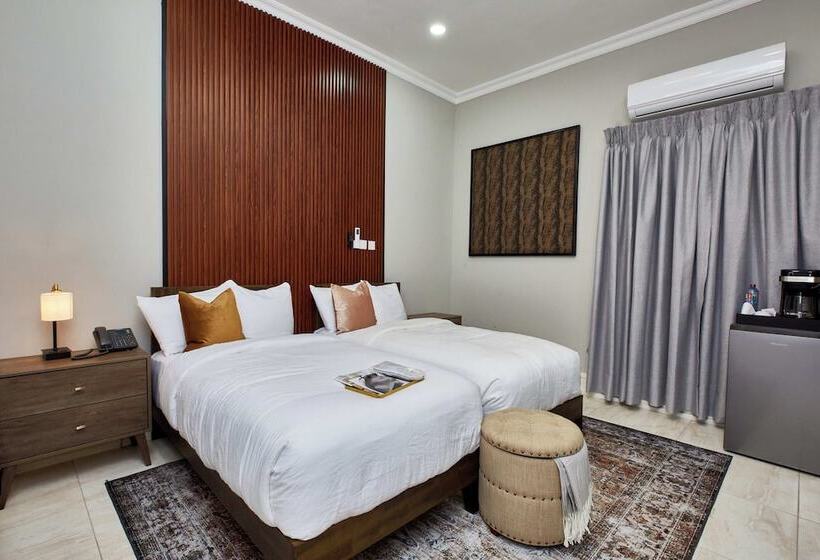 Пансион The Mayflower Inn