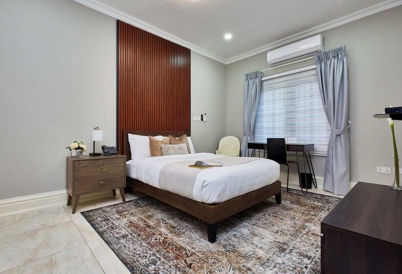 Пансион The Mayflower Inn