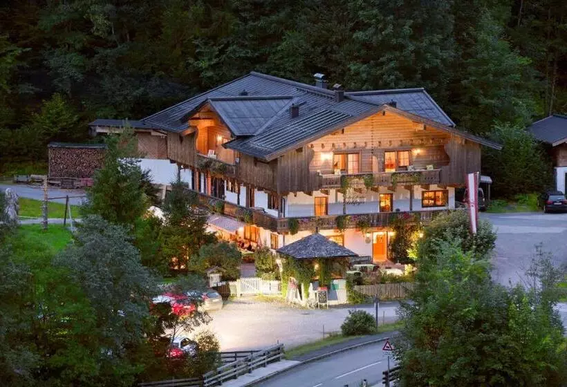 ユースホステル Gasthof Pension Lohfeyer