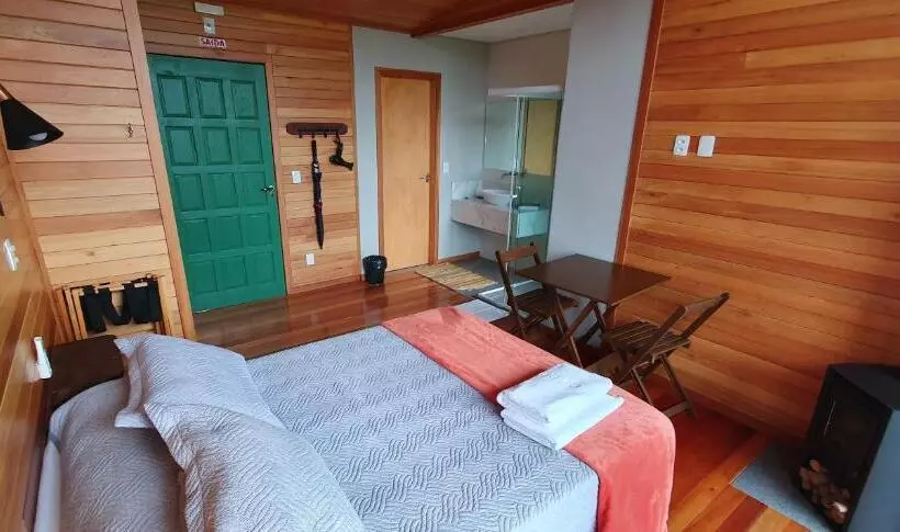 Retkeilymaja Pousada Bracatinga