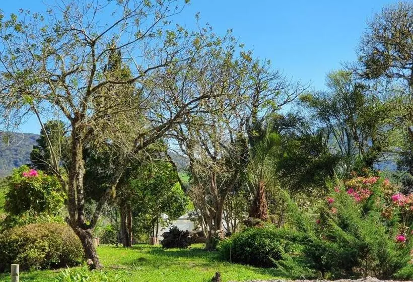 Retkeilymaja Pousada Bracatinga