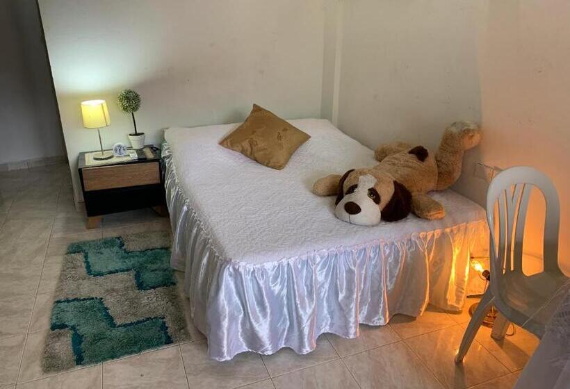 Apartamentos Y Estudios Manga Real